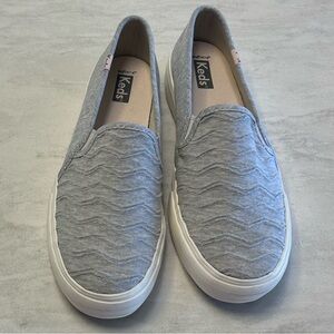 Keds Gray Canvas Slip-On Sneakers, wave texture